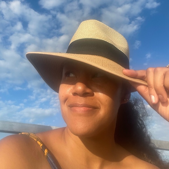 Meet your Posher, Chattrisse - Picture 7 of 9